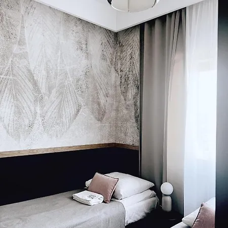 アパート Wygodne H114