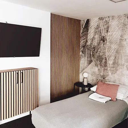 Wygodne H114 شقة *